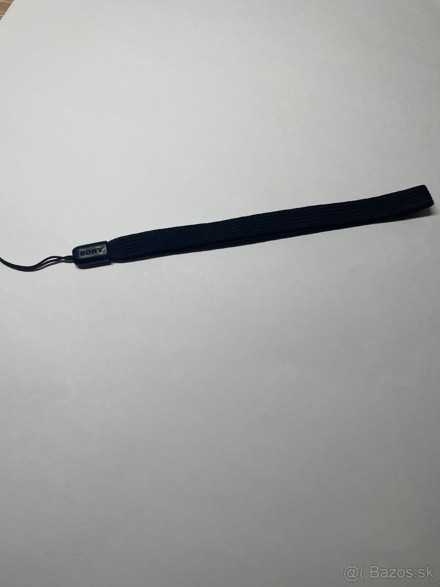 PS Vita PCH - 1004 (OLED) - 8