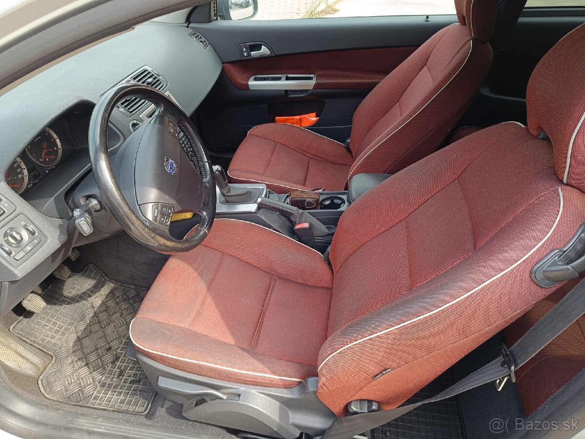 Volvo C30, 1,6 benzín,r .v. 4/2007, manual, 101 PS - 8