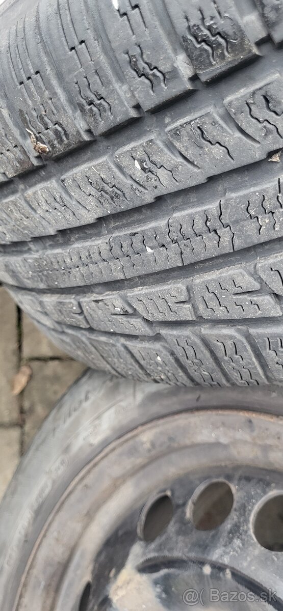 Plechové disky + zimné pneu + puklice Ford - 8