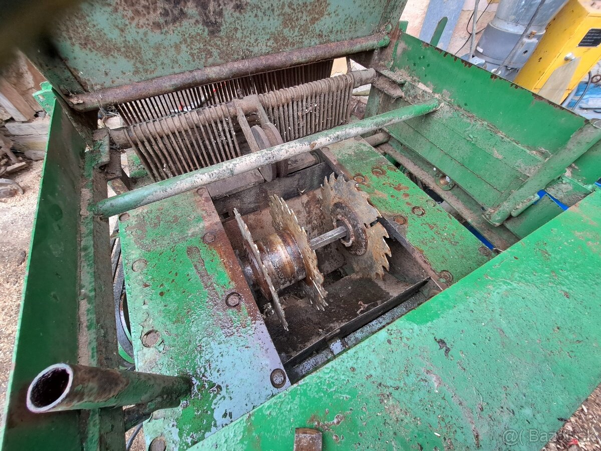 Rozmietacia píla - 8