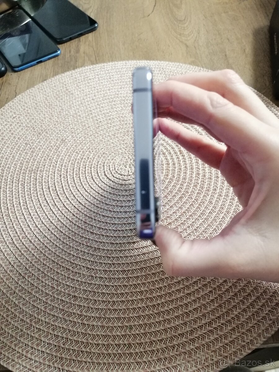 Samsung galaxy Z Flip 4 - 8