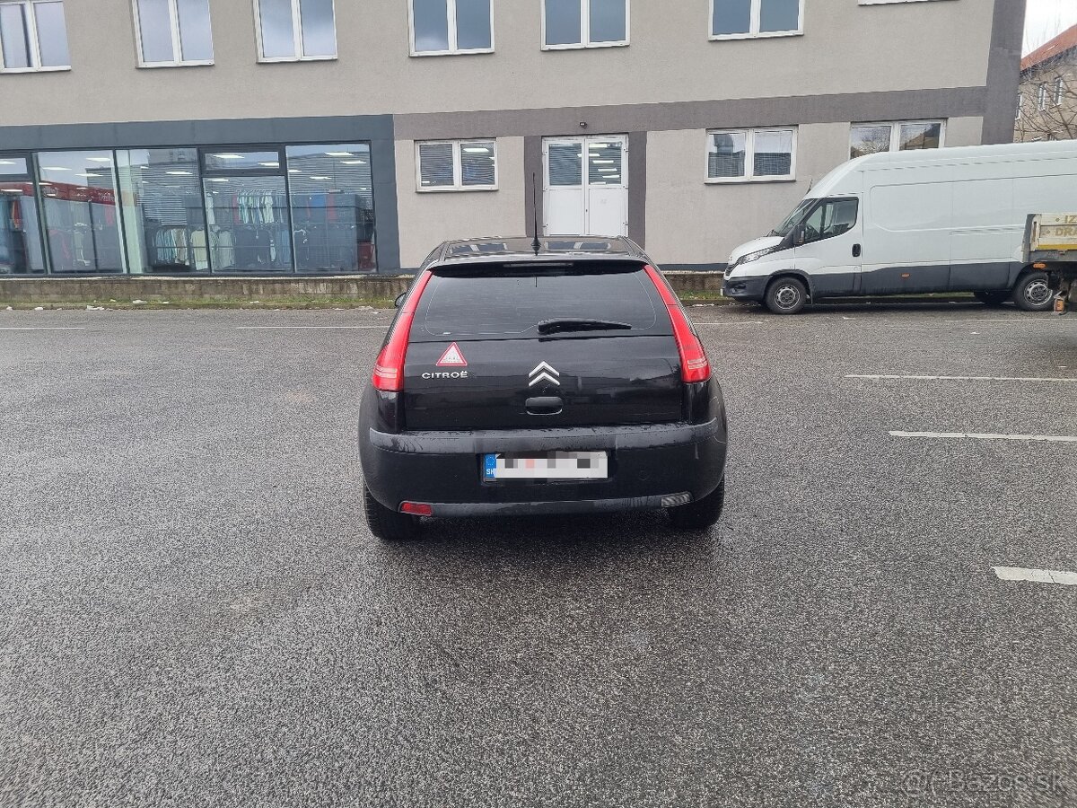 Citroën C4 1.4 65kW - 8