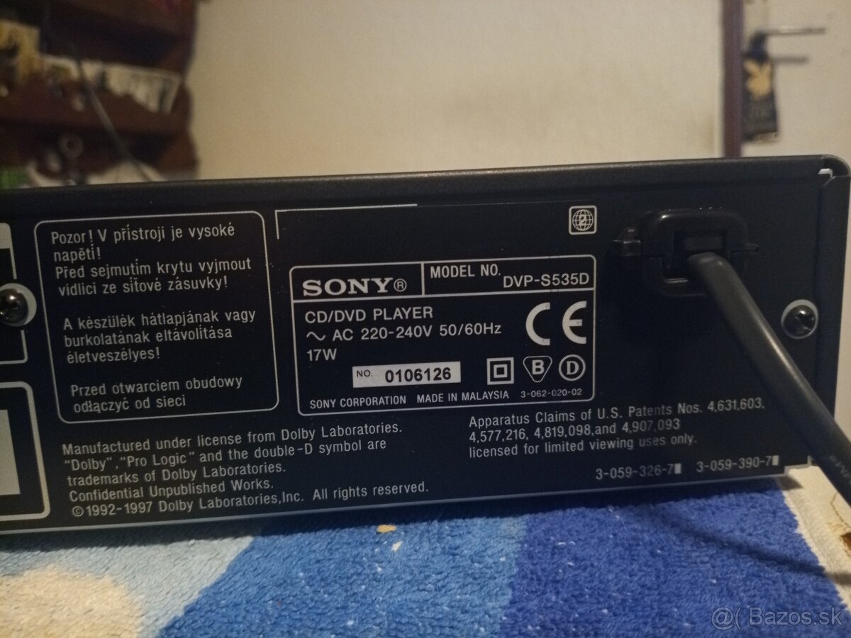 Sony CD a DVD player - 8
