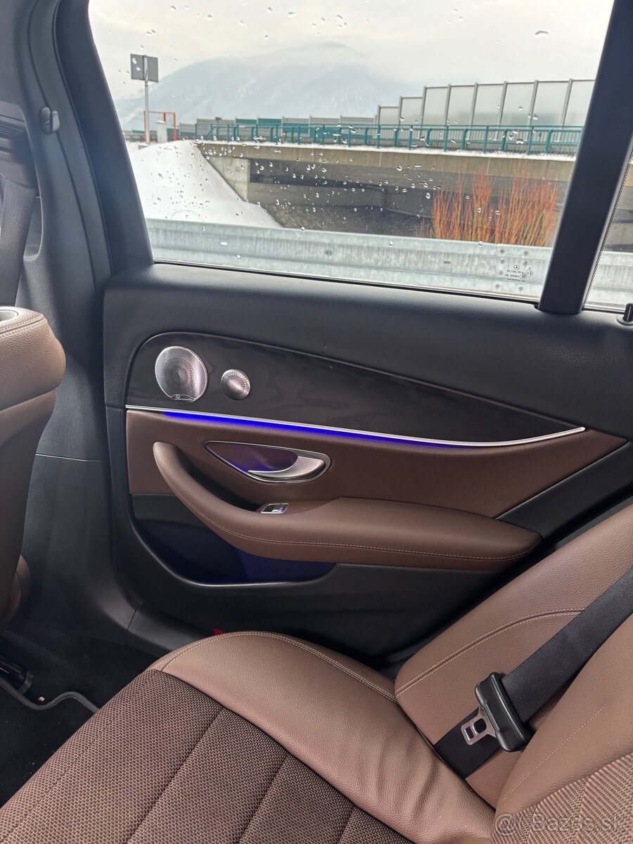 Mercedes-Benz E220d All-Terrain - 8