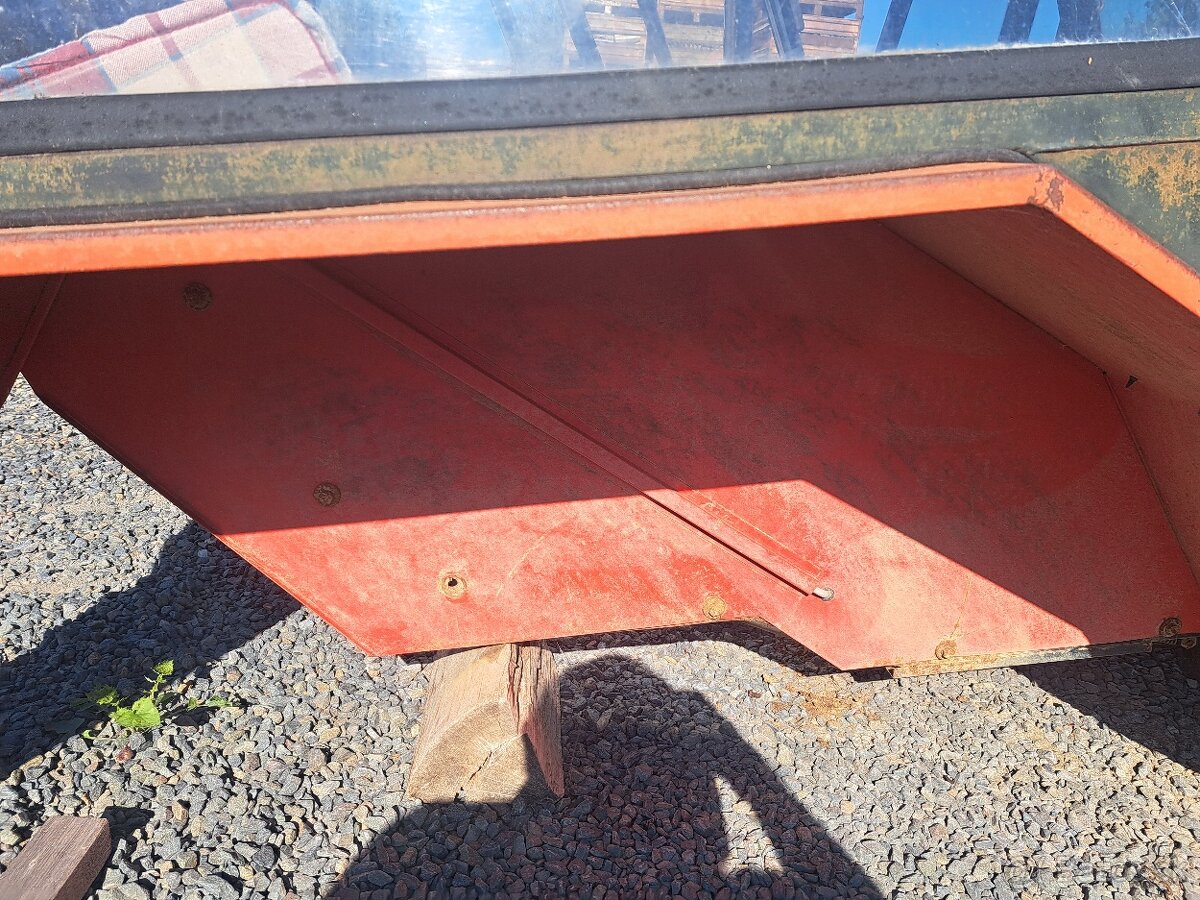 Zetor uřI ram kabiny s blatniky - 8