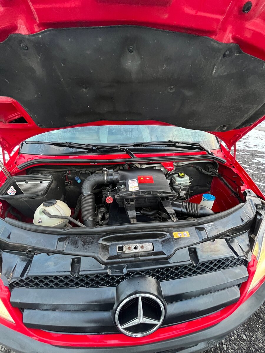 Mercedes-Benz Sprinter - 8