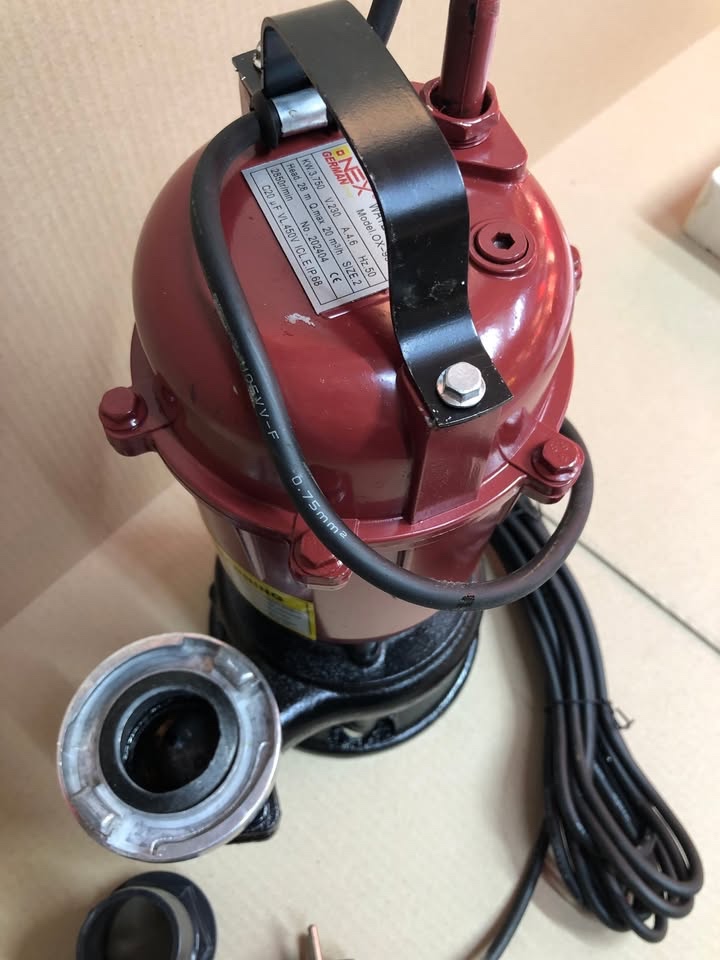 Ponorné kalové čerpadlo do žumpy s drtiacim kolesom - 8