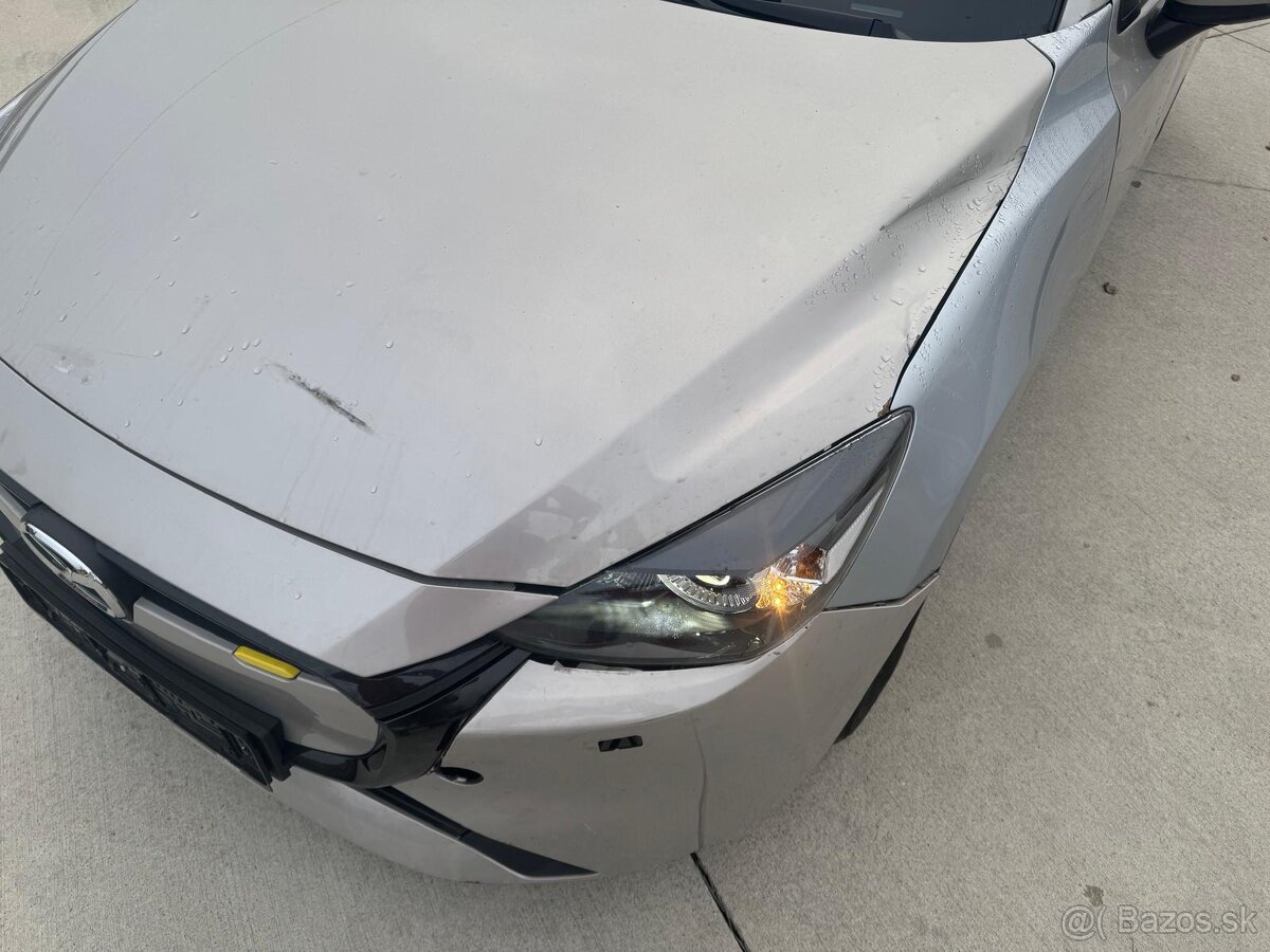 Mazda 2 e-Skyactiv G - 8