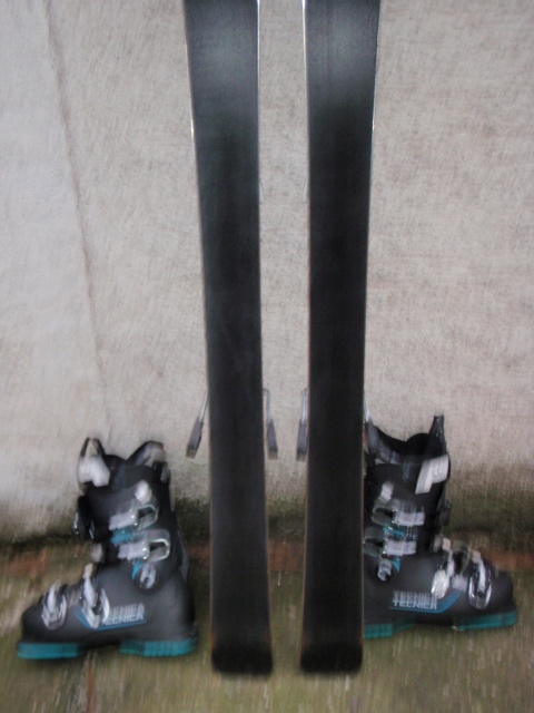 dámske Atomic 140cm - 8