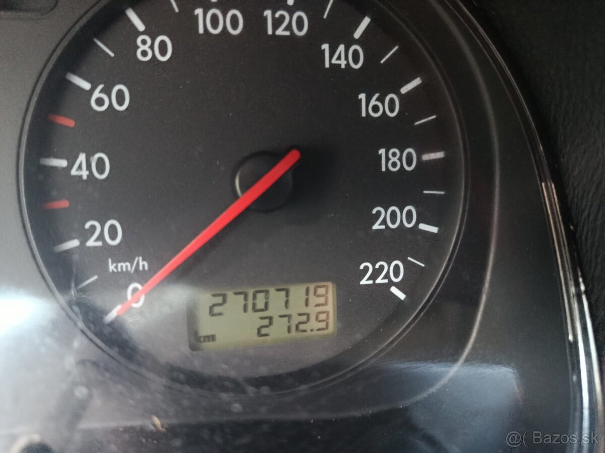 Predám vw golf 1.9 tdi 66kw - 8