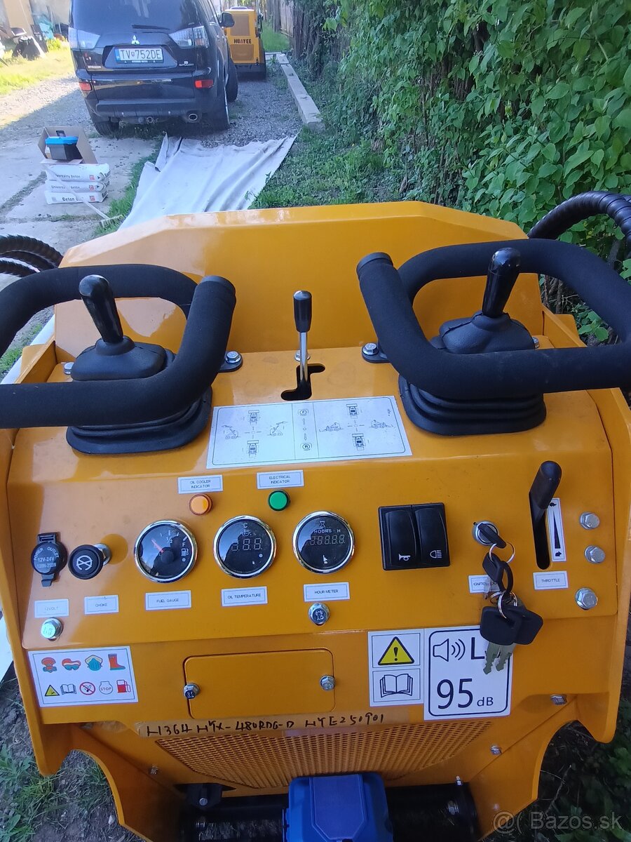 Minibager Dumper Nakladač - 8