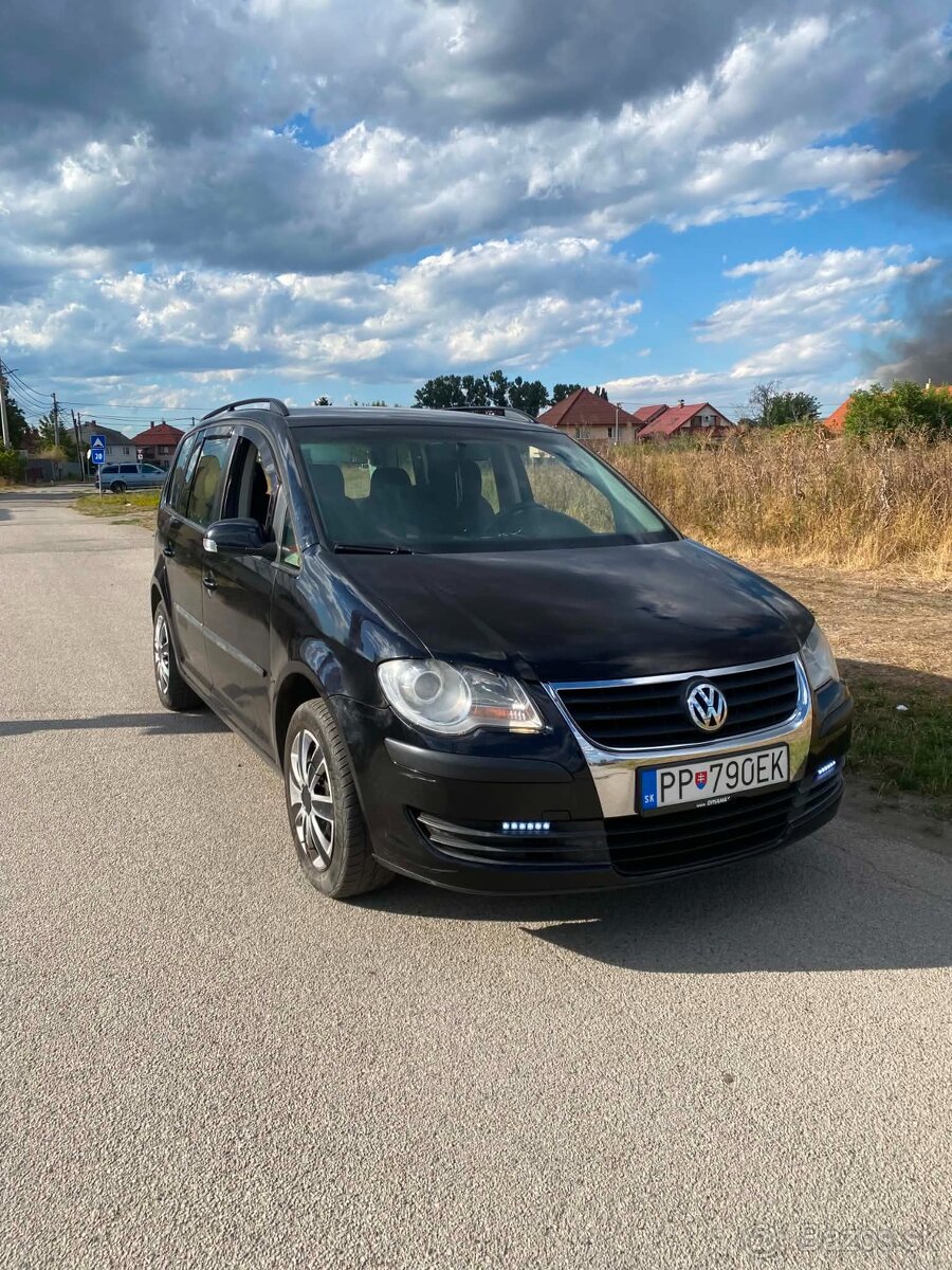Touran 1.9tdi 77kw 7miestny - 8