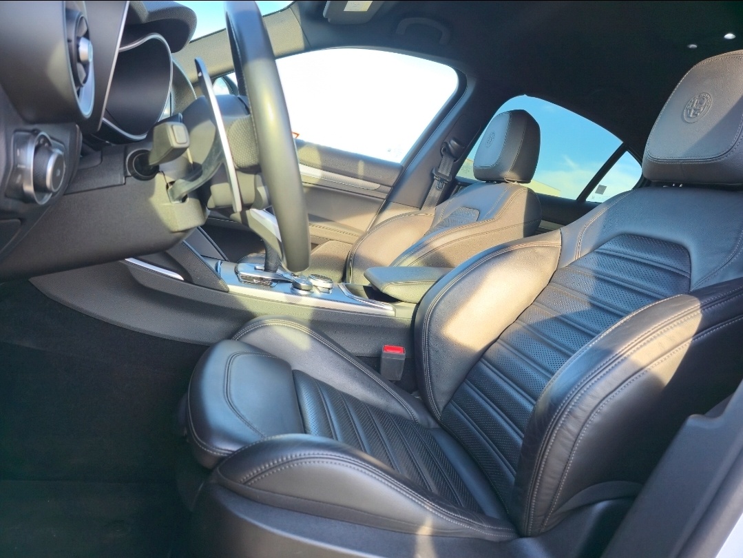 Alfa Romeo Stelvio 2.0 Q4 2022 - 8