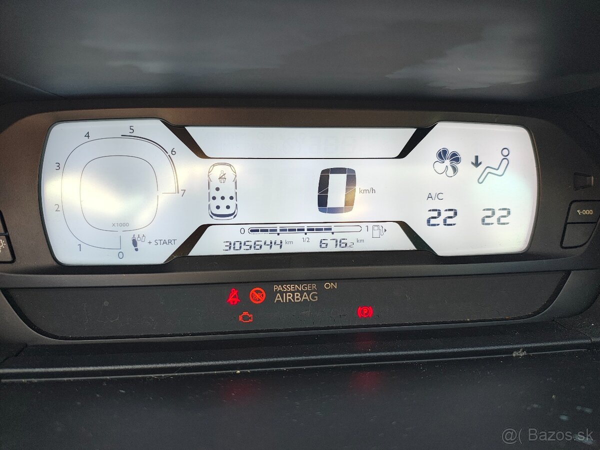 Citroën C4 Picasso 7 miestny - 8