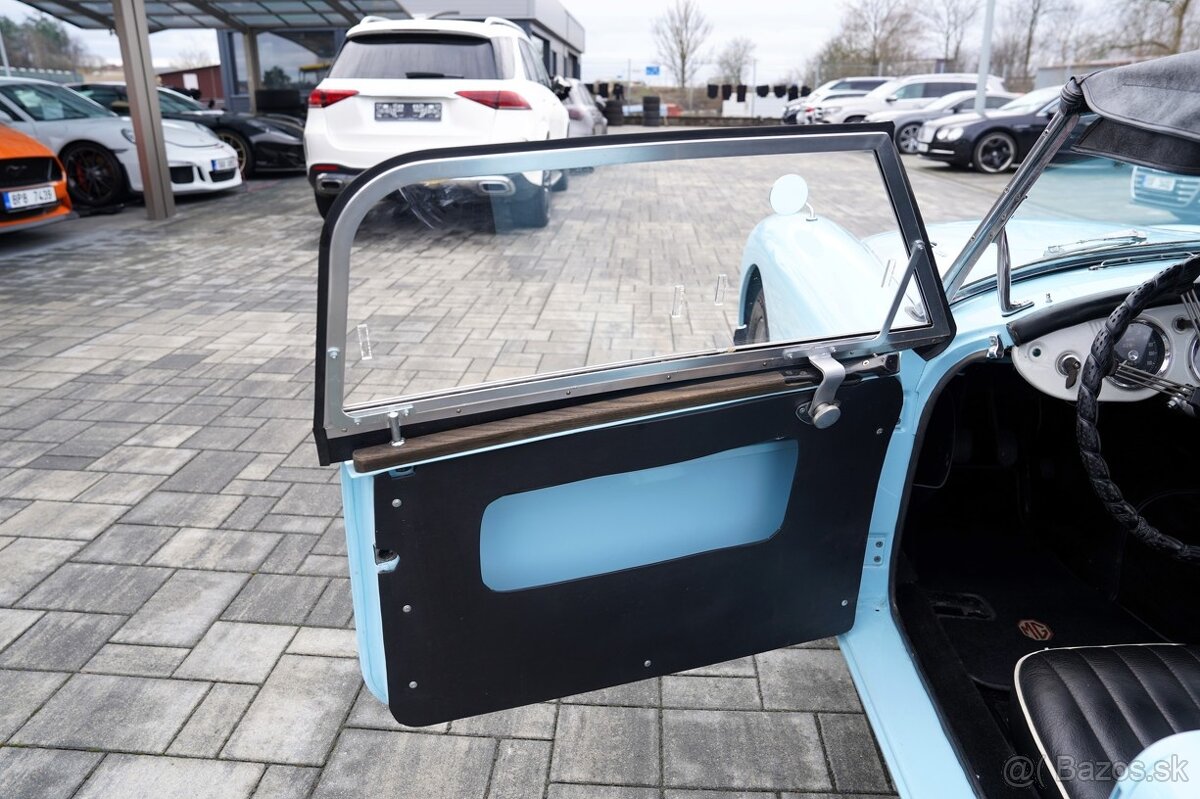 MG 1600 Roadster - 8