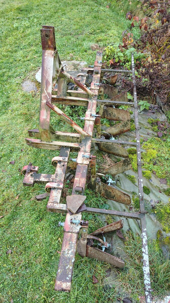 Kultivator, vyorávač, pluh, plečka - 8