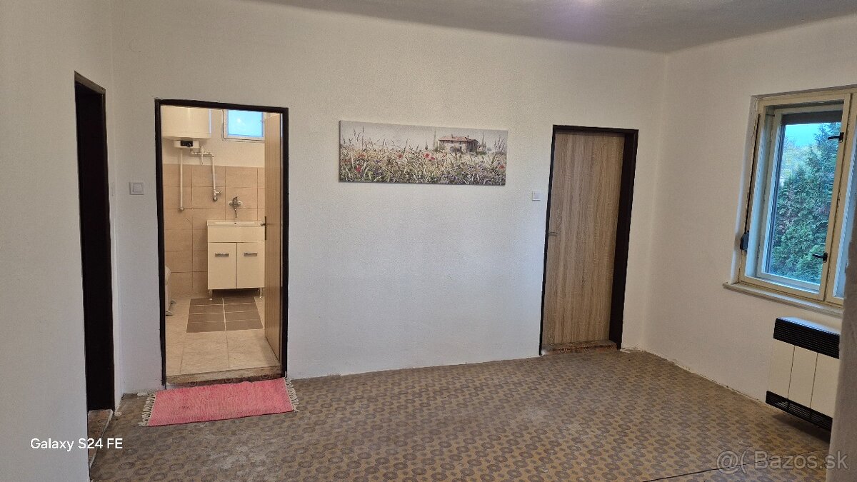 Kvalitný murovaný rodinný dom v okrese Levice - 8