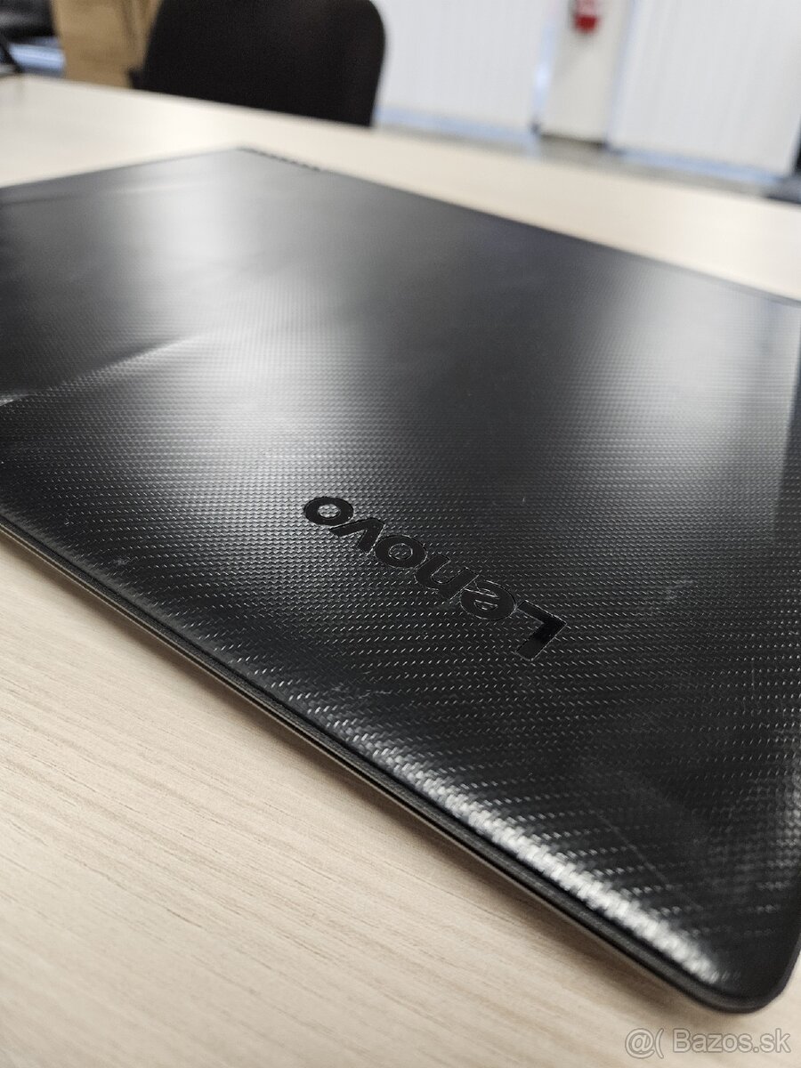 Predam herný notebook LENOVO LEGION Intel Core-i7 - 8