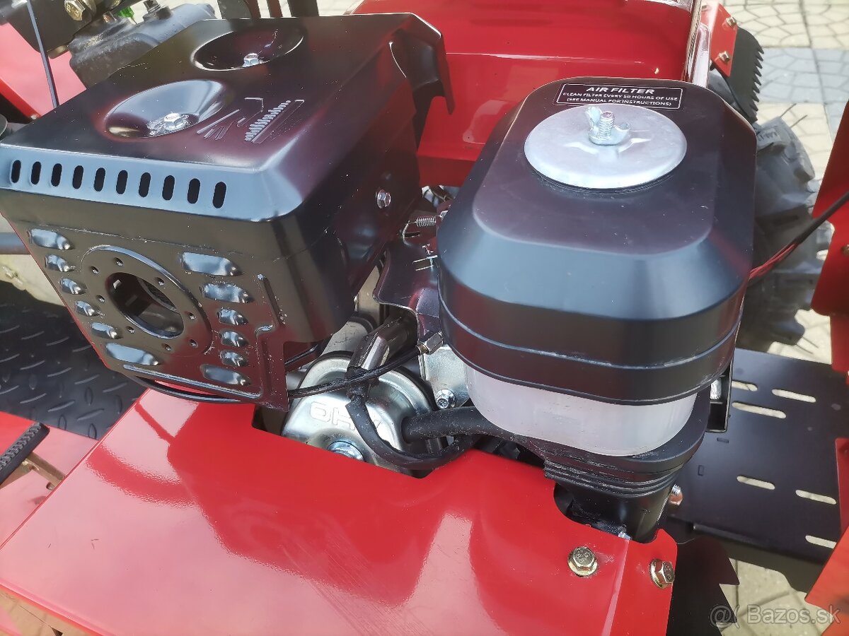 Malotraktor Tauros ZX18 , 4x4 - 8