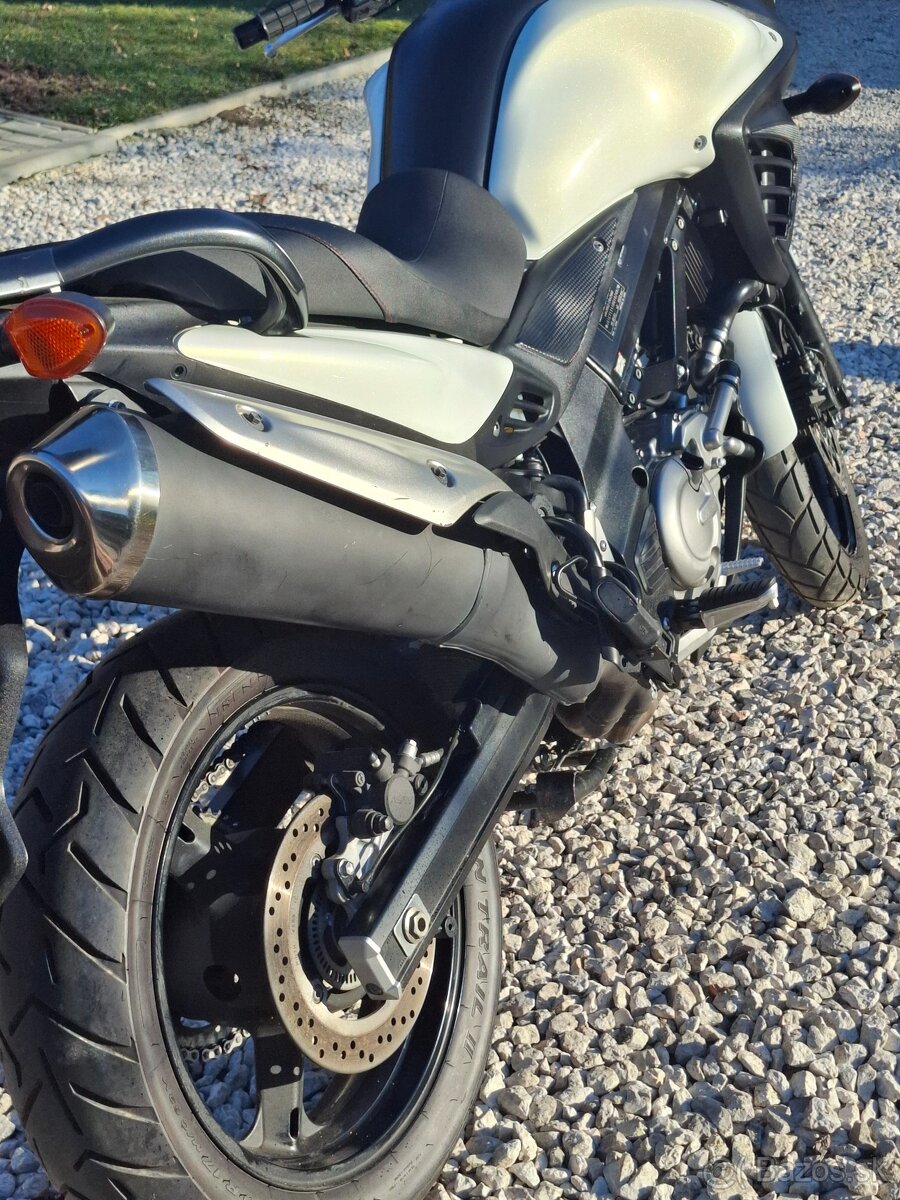 Suzuki V-strom 650 - 8