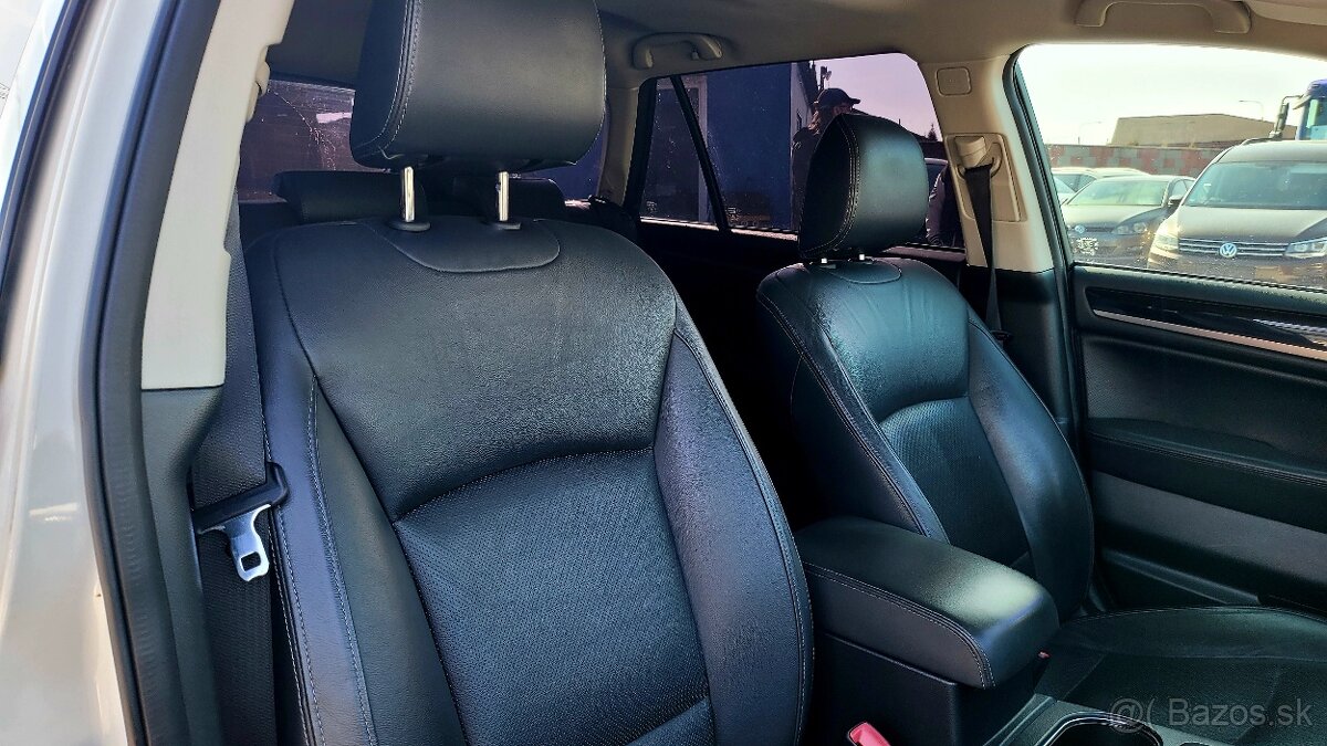 Subaru Legacy Outback 2,0 D 110 kW A/T 4x4 - 8