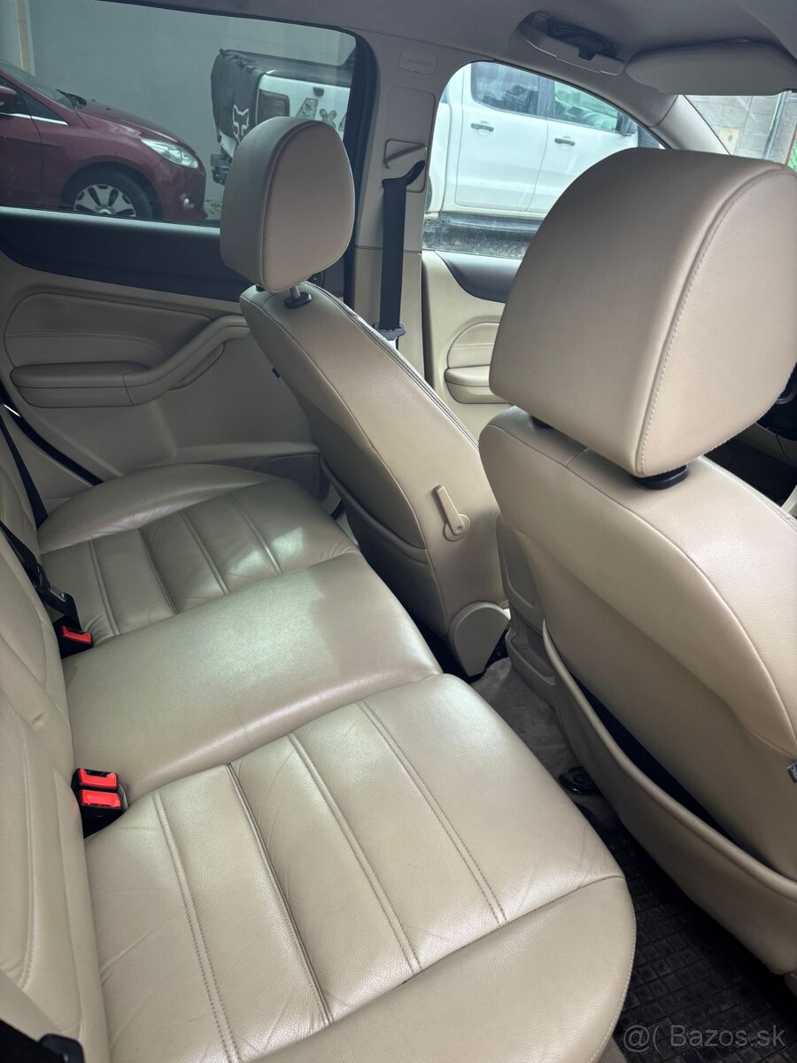 Ford focus combi 1,6tdci - 8