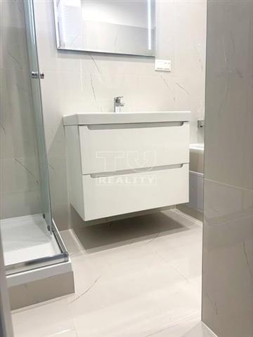 NA PREDAJ 2-IZBOVÝ BYT V NOVEJ DUBNICI 56 M2 S BALKÓNOM... - 8