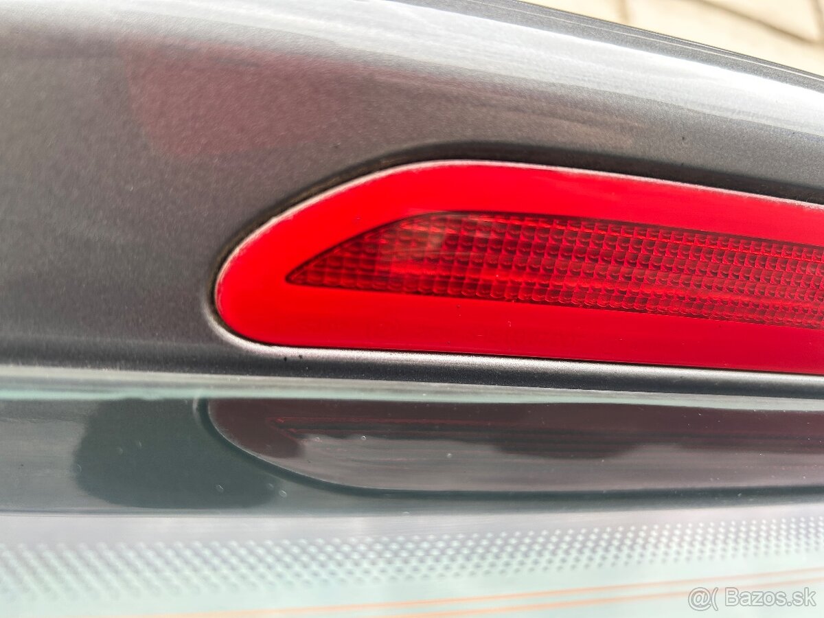 Páté dveře Volkswagen Golf 6 Hatchback - 8