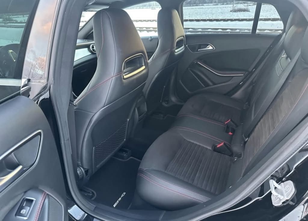 Mercedes-Benz CLA 220 Shooting Brake - 8