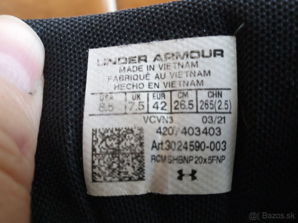 Panske bezecke tenisky UNDER ARMOUR CHargedAssert. - 8