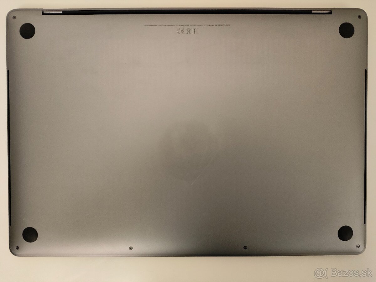 Apple MacBook Pro 15 (2018 A1990) | Intel Core i7 • 32 GB RA - 8