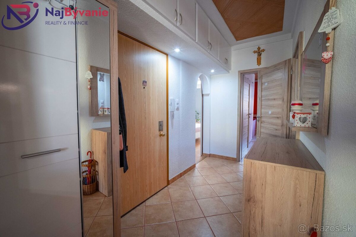 Zrekonštruovaný 3 izbový byt s loggiou na sídlisku Klačno - 8