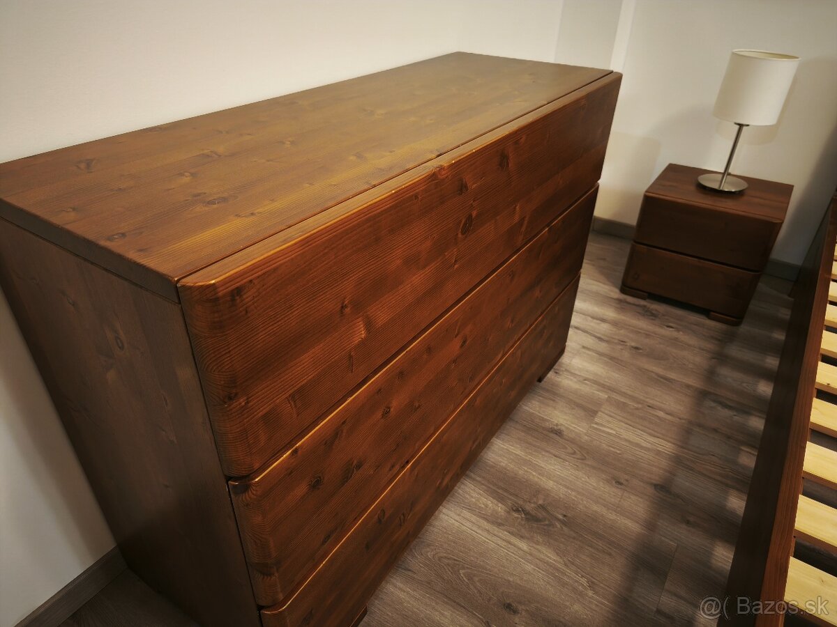 predam postel, komodu a nocne stoliky z masivu - 8