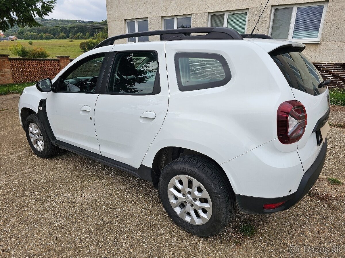 Predám výhodne zachovalú Dacia Duster 1,0 -67kW benzín - 8
