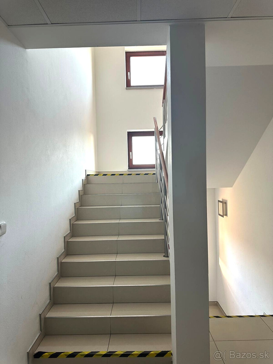 AFYREAL prenájom kancelárií v administratívnej polyfunkčnej - 8