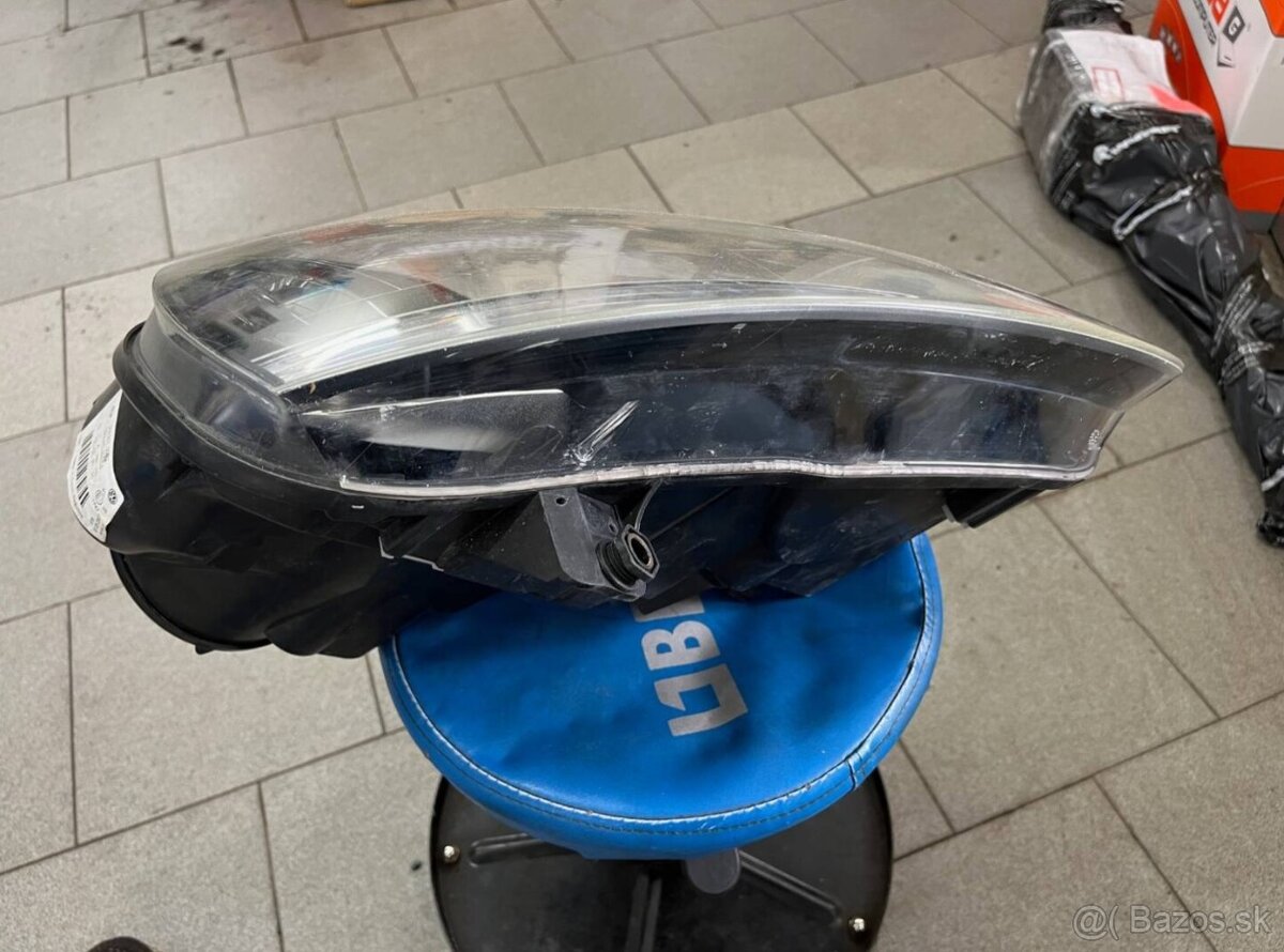 VW Golf V přední světlomety originál - 8