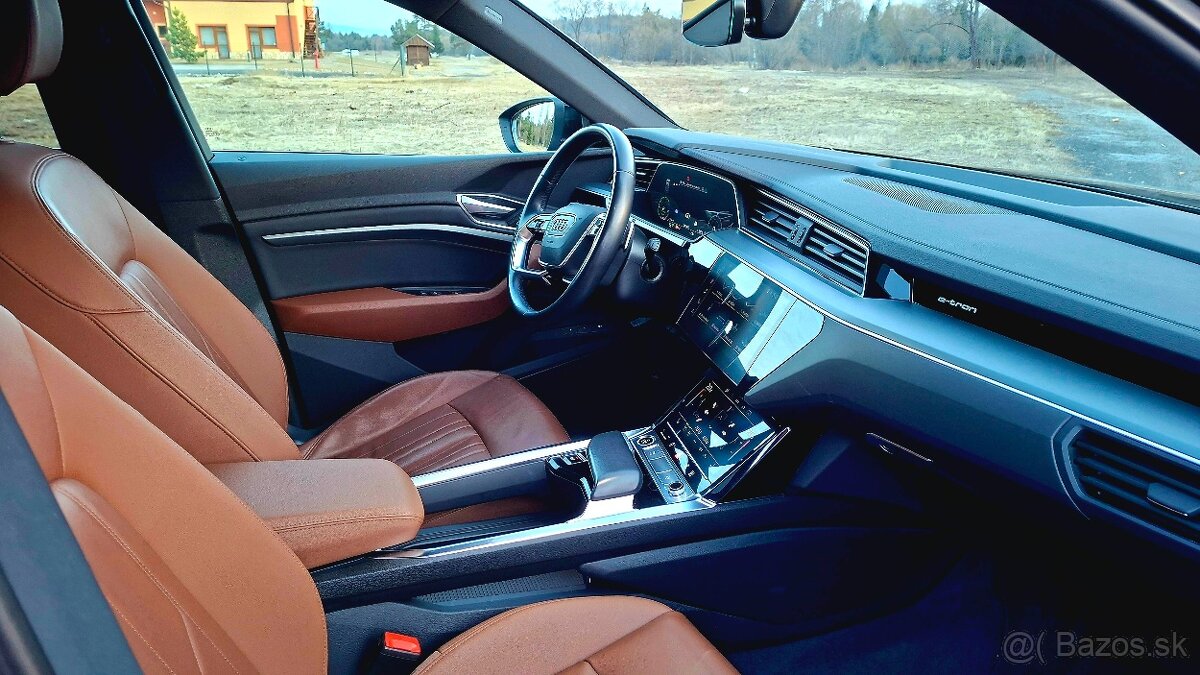 Audi etron 55 SPORTLINE - 8