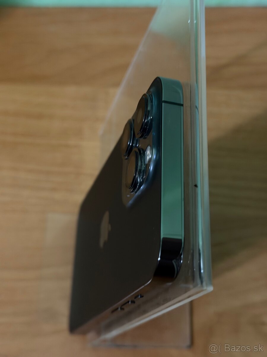 PREDANÉ Dobrý deň Ponúkam na predaj iPhone 13 PRO 128GB - 8