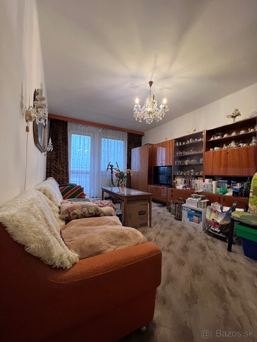 PREDAJ 4-izbový byt Piešťany - Teplická - 8