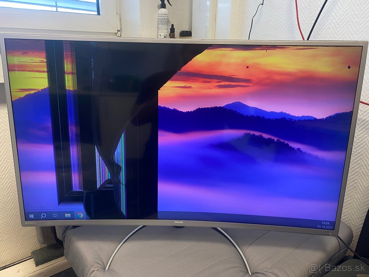 Predám monitor PHILIPS BDM4037U - 8