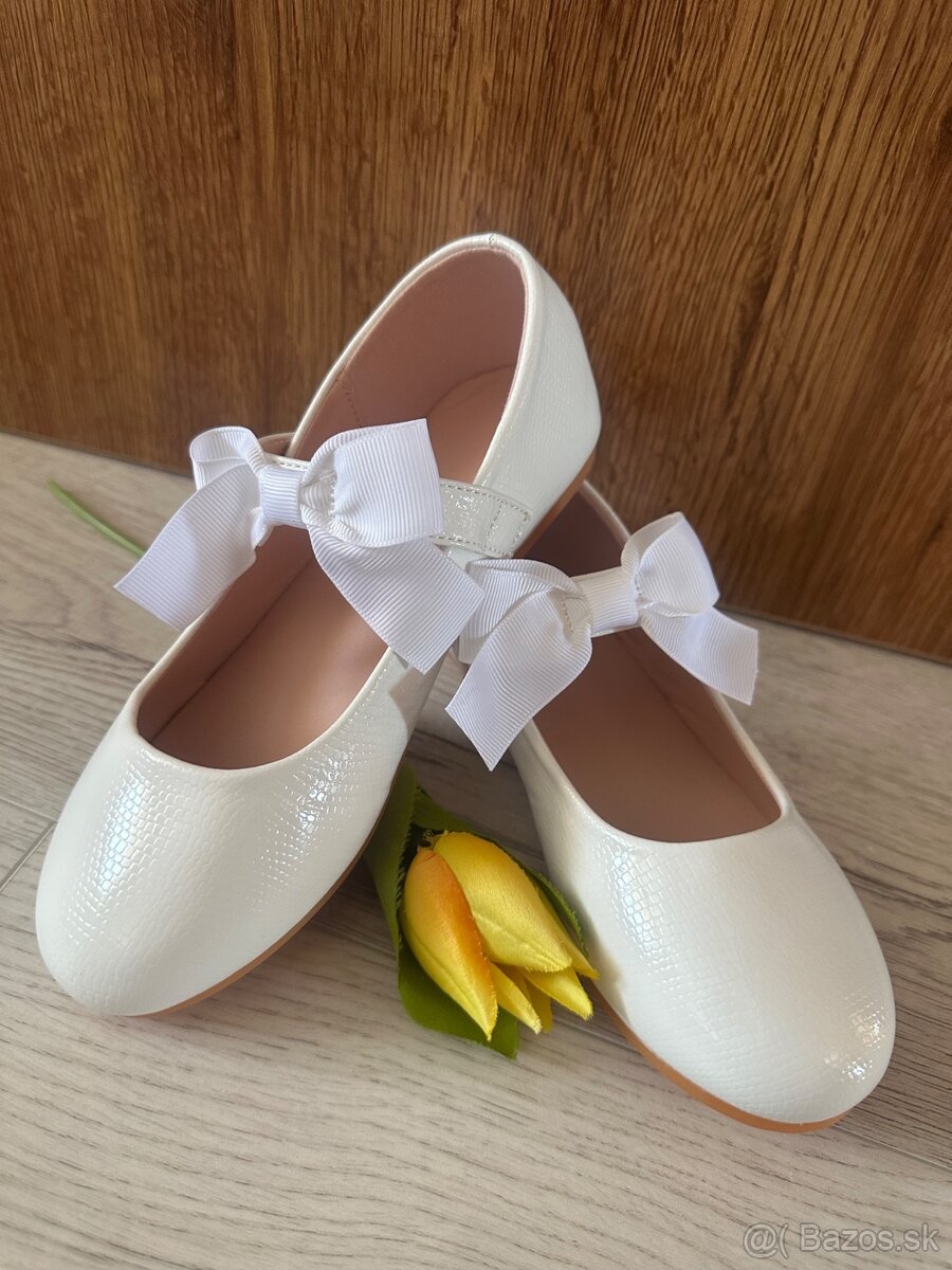 Šaty na prijimanie s rukavom - 8