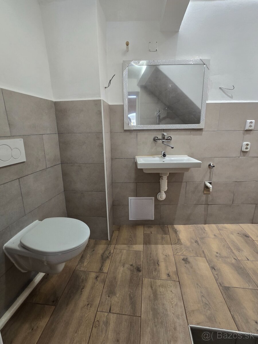 Ponúkam na prenájom 1 izbový byt v Kežmarku - 8
