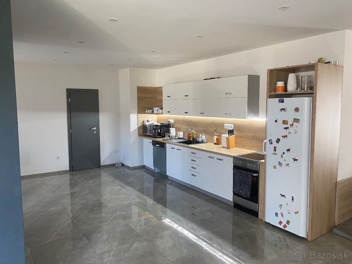 Rodinný dom na predaj. - 8