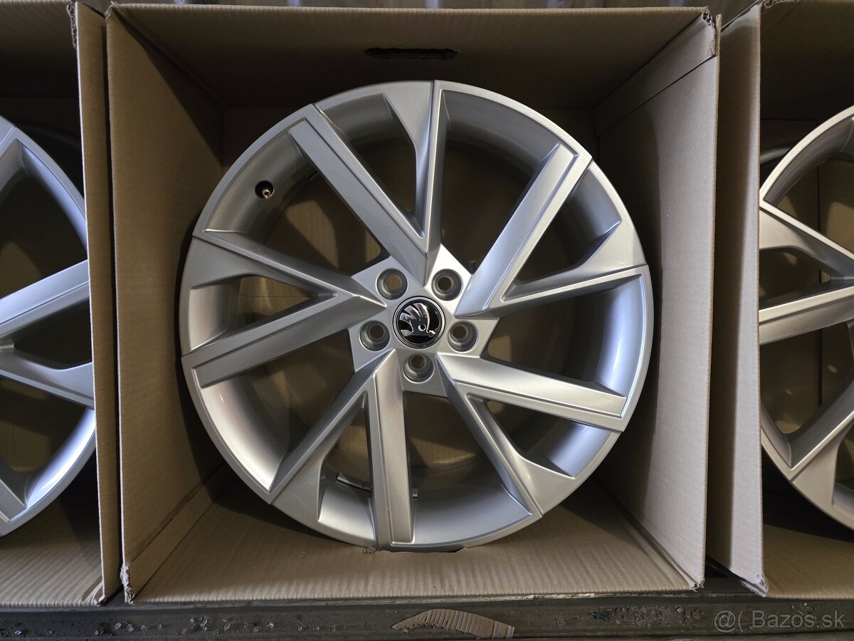 5x100 R18 Škoda Crater Vega Kamiq Scala Rapid Nepoužite - 8