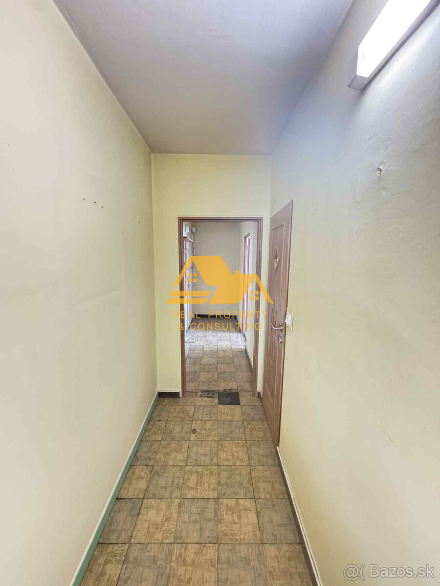 Predám 3 izbový byt s balkónom v Nových Zámkoch - 8