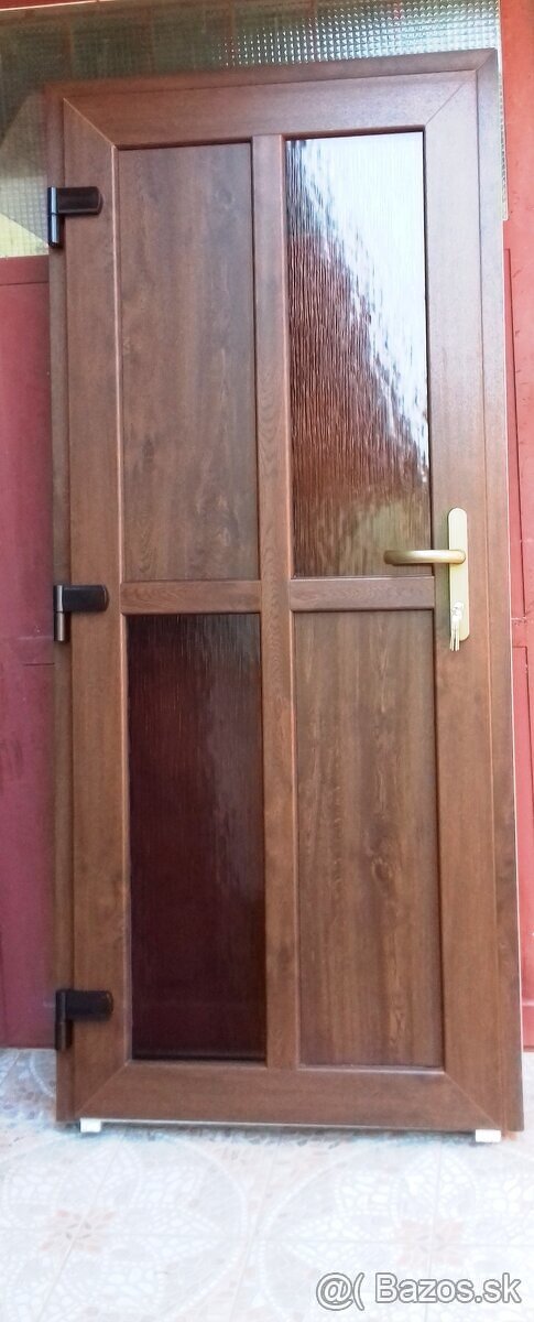 Predám vchodové dvere š79cm x v205cm biele a 88x200 orech - 8