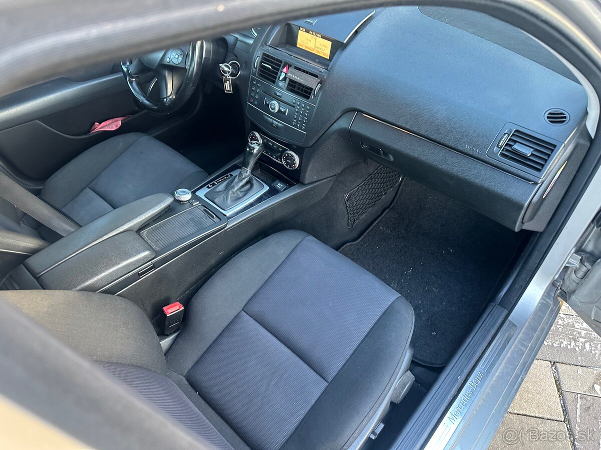 Mercedes Benz c220 Automatic - 8