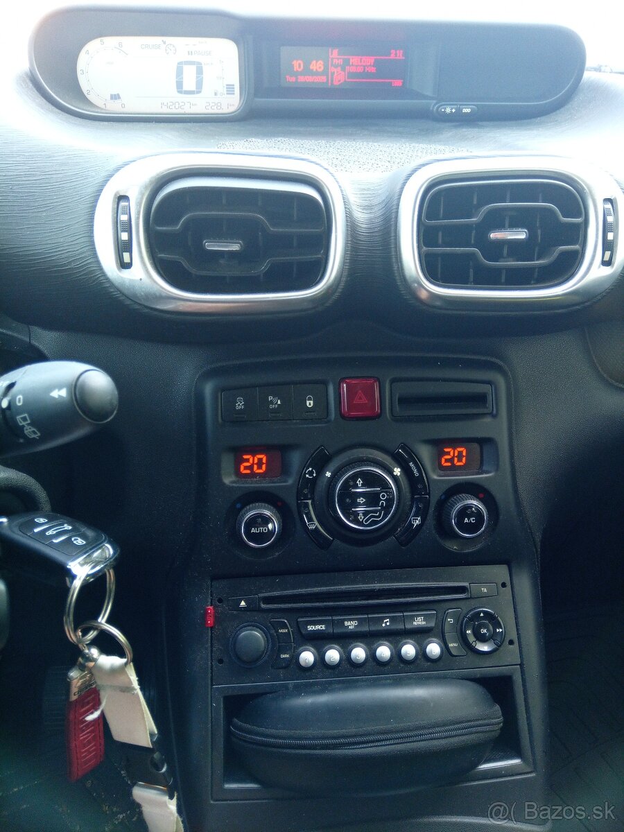 Citroen C3 PICASSO 1,4 VTi LPG - 8