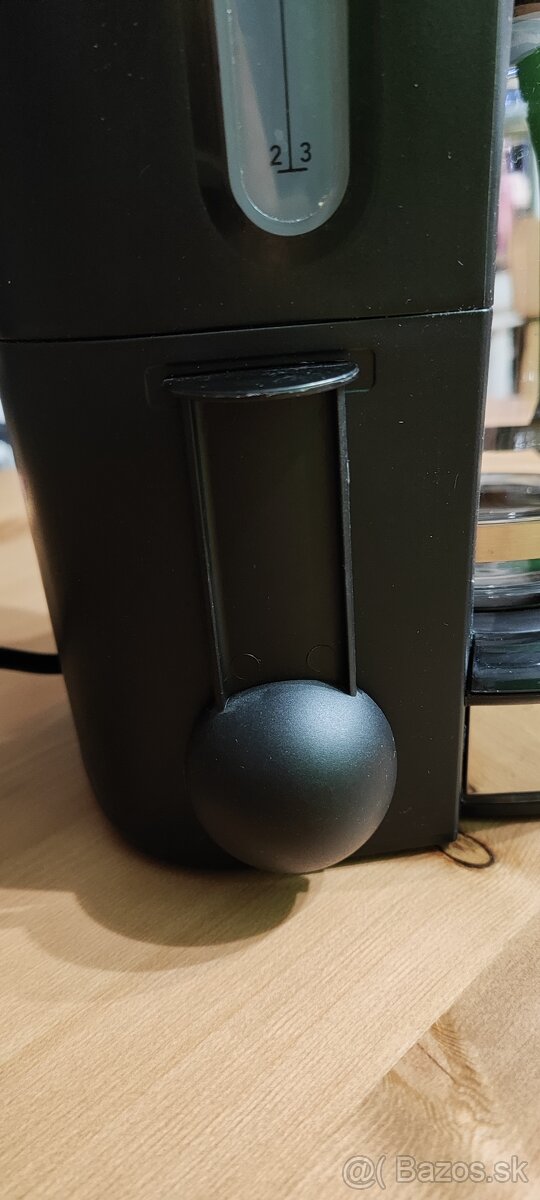 Prekvapkávací kávovar Russell Hobbs 21700 - 8