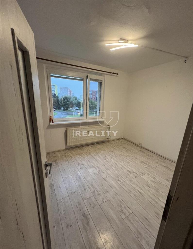 TUreality Vám ponúka na predaj PRIESTRANÝ 3-IZBOVÝ BYT S... - 8